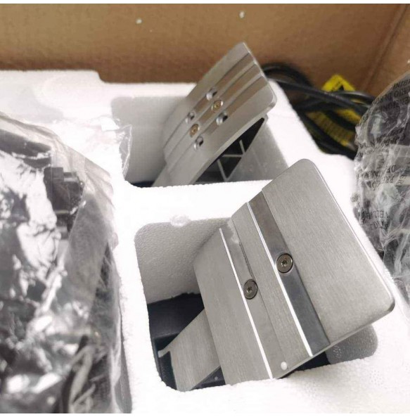 Volan Thrustmaster T-GT s pedali PS4/PS5/PC - rabljen